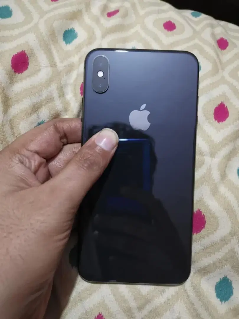 Iphone Xs Max In Lahore 64GB