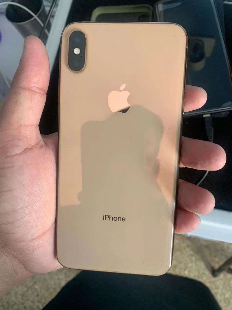 IPhone XS Max In Karachi Gold 512gb With Box Only