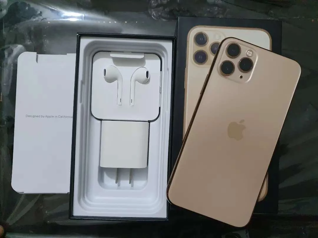 IPhone 11 Pro Max 256gb Like Box Pack Gold Brand New At Cheap Rate