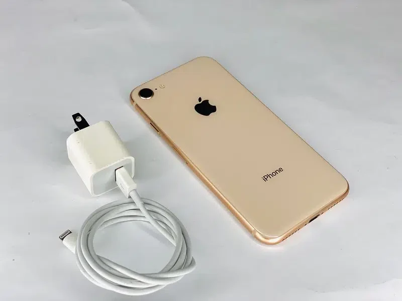 IPhone 8 In Lahore 10/10 Pta Approved Factory Unlocked